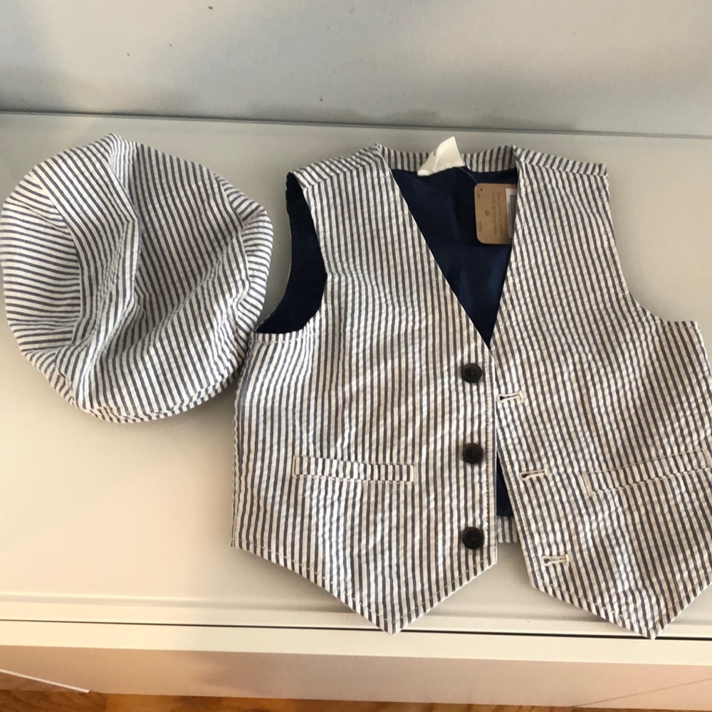 Seersucker vest and hat combo